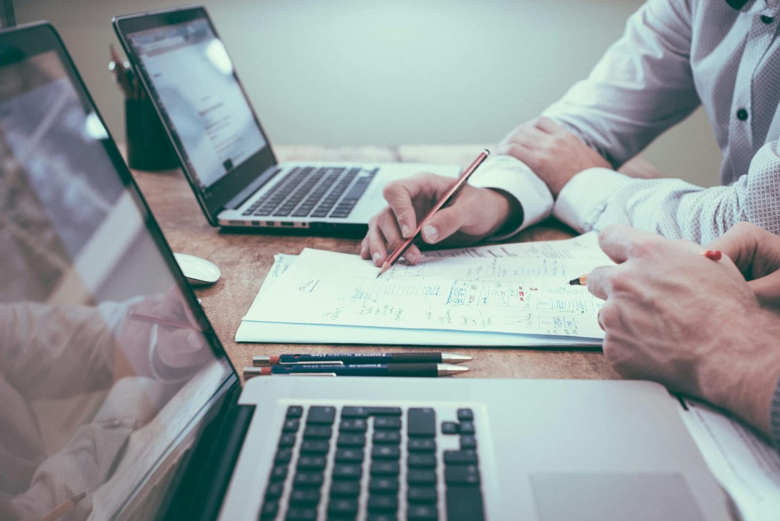 Commercial strategy and market evaluation